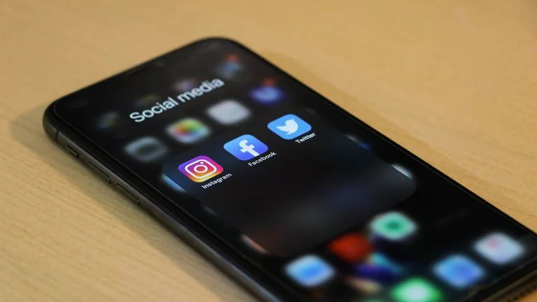 Como colocar senha nos aplicativos do iPhone