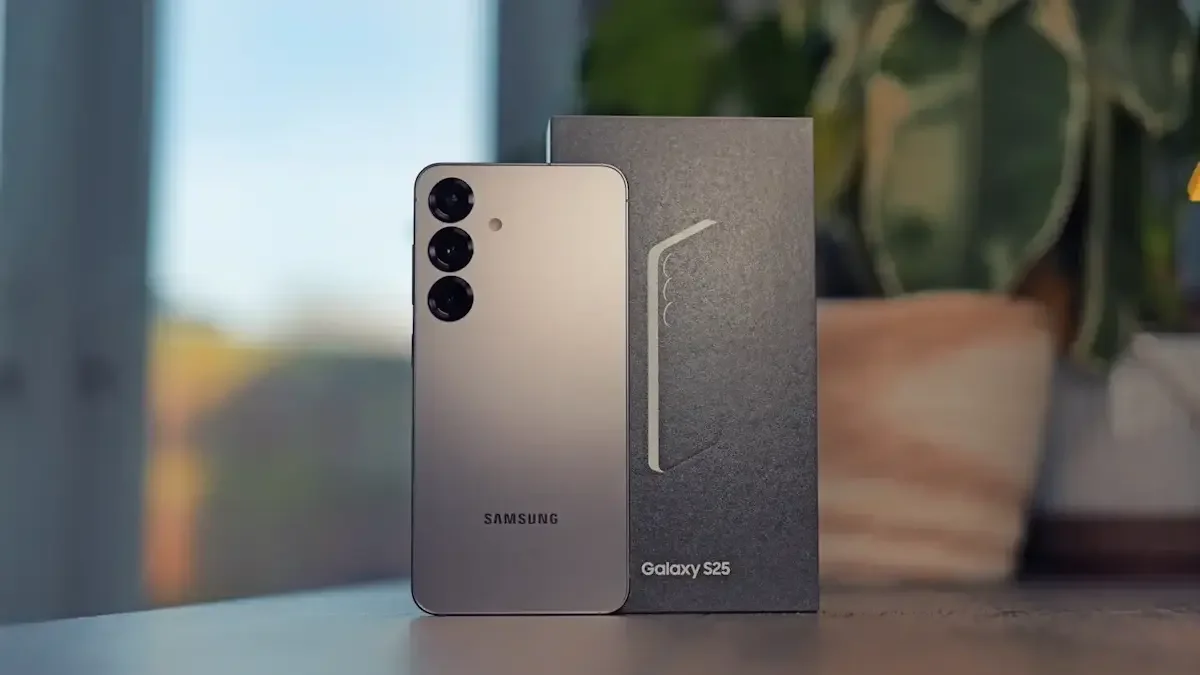 Análise de Oportunidade: Samsung Galaxy S25 de 256 GB e o Custo-Benefício Atual