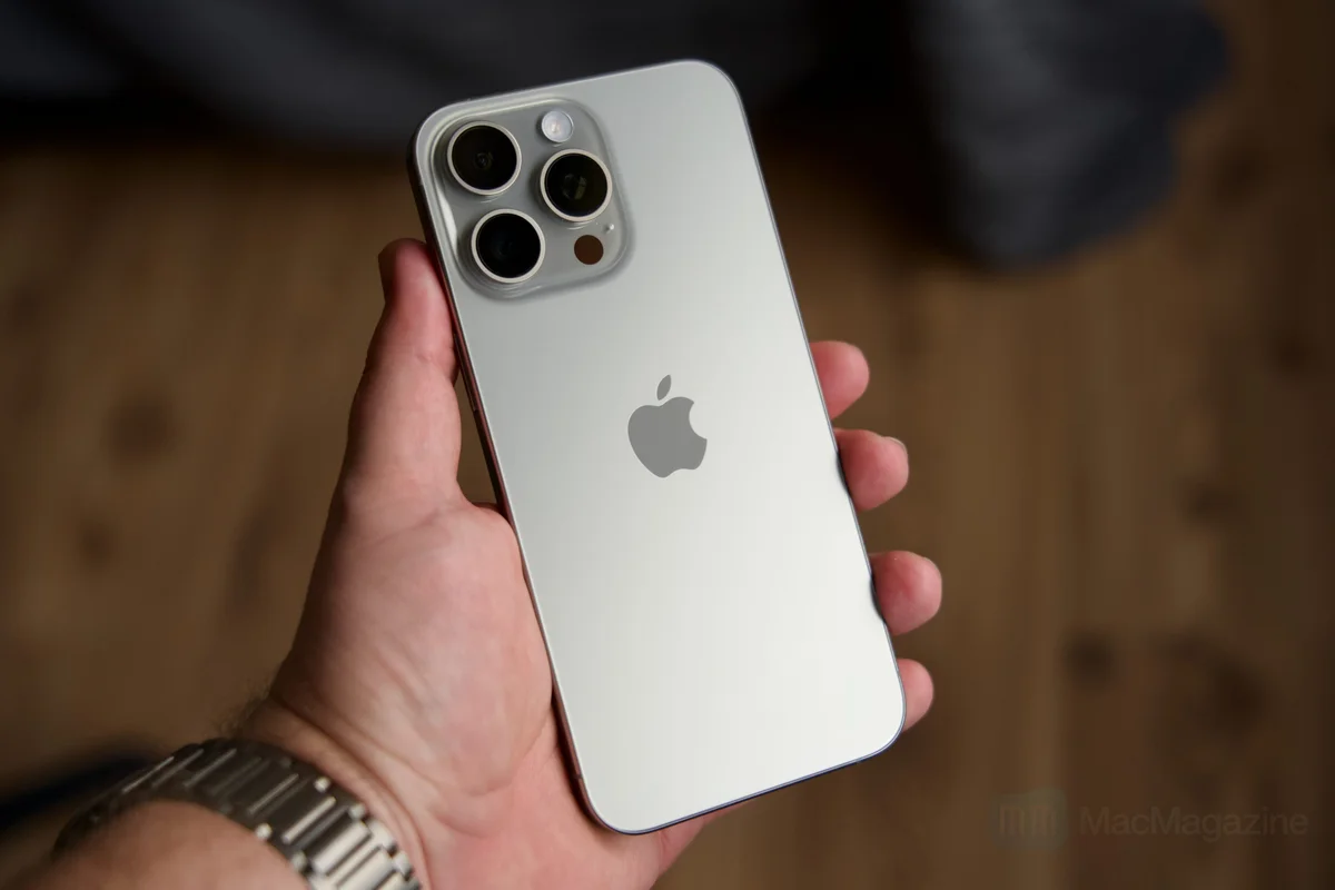 Ilustração técnica do artigo sobre Review iPhone 15 Pro Max: Vale a Pena Comprar em 2026? [Análise Completa e Honesta]